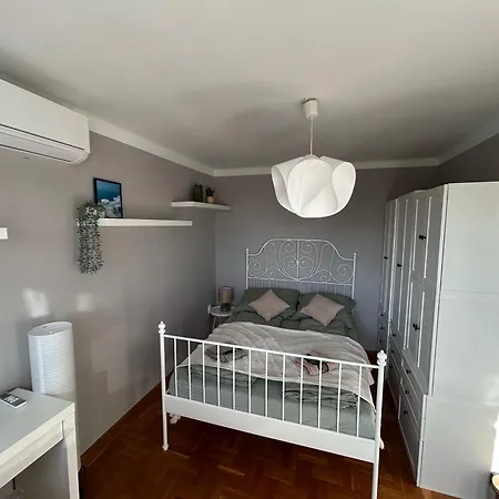 Zoeldfuege Villa Balatonfůzfő